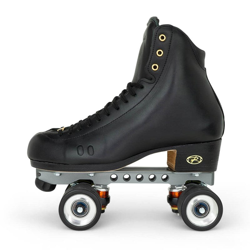 The Riedell Unity 3200 Skate
